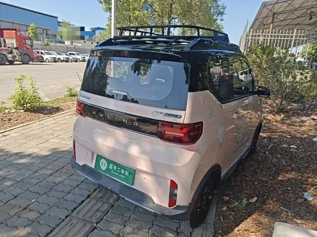 Wuling Hongguang Mini EV — Фото автомобиля 6