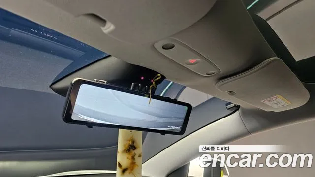 Tesla Model 3 — Фото автомобиля 17