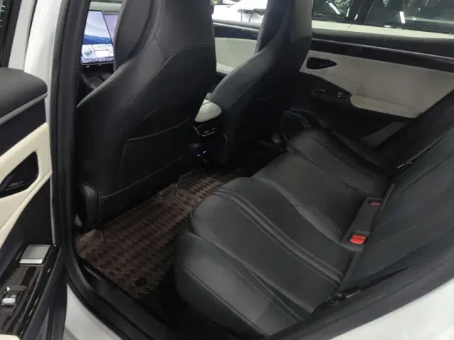 Geely Galaxy L7 — Фото автомобиля 11