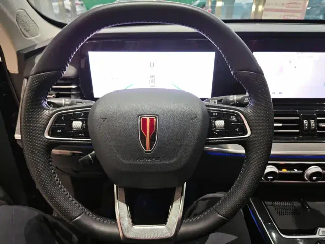 Hongqi HS5 — Фото автомобиля 8
