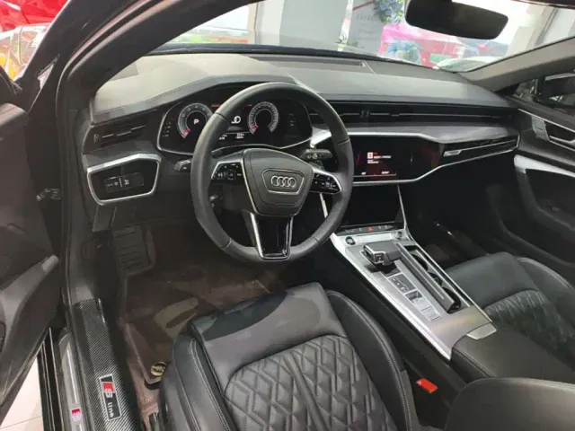 Audi A6L — Фото автомобиля 9