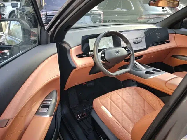 Changan CS75 Plus — Фото автомобиля 15