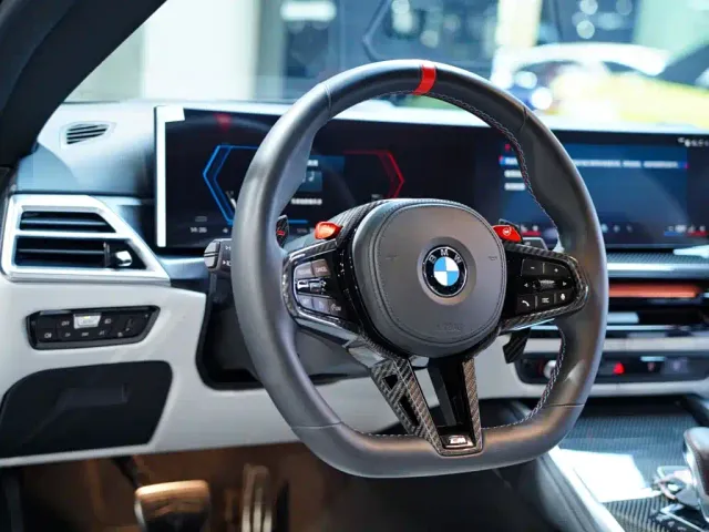 BMW M4 — Фото автомобиля 25