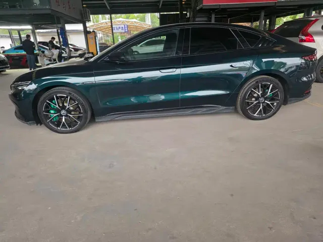 BYD Han — Фото автомобиля 3