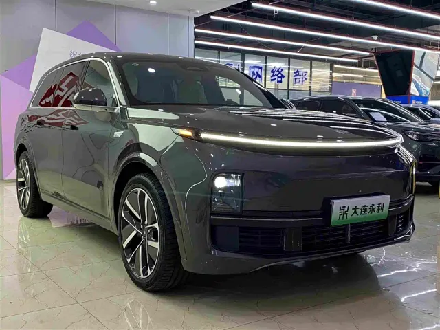Li Auto L9 — Фото автомобиля 3