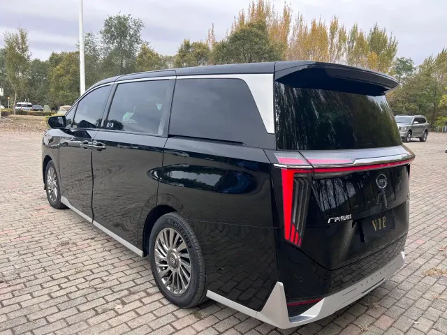 GAC Trumpchi M8 — Фото автомобиля 7
