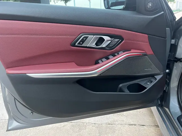 BMW 3 Series — Фото автомобиля 15
