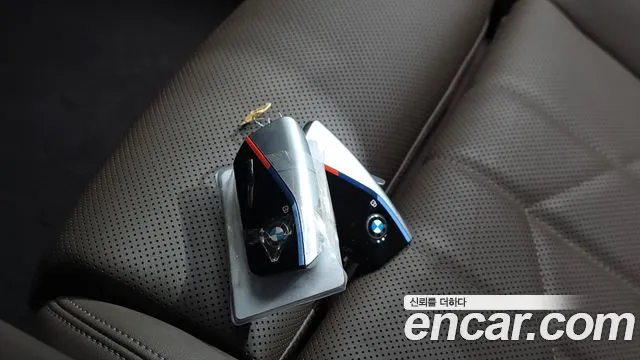 BMW 5 Series G60 — Фото автомобиля 29