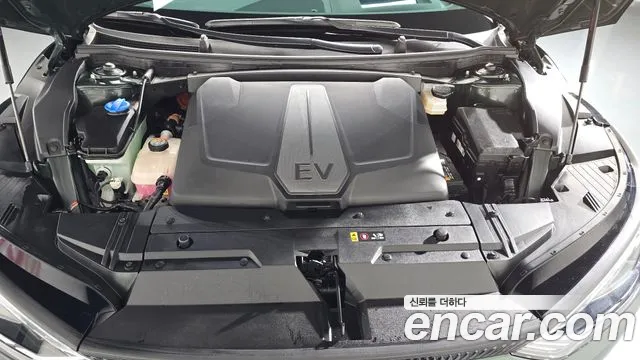 Kia EV6 — Фото автомобиля 9