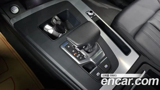 Audi Q5 45 TFSI quattro — Фото автомобиля 9