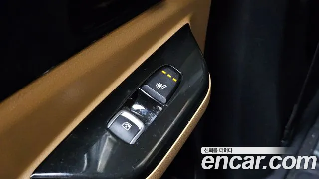 Kia Carnival — Фото автомобиля 30