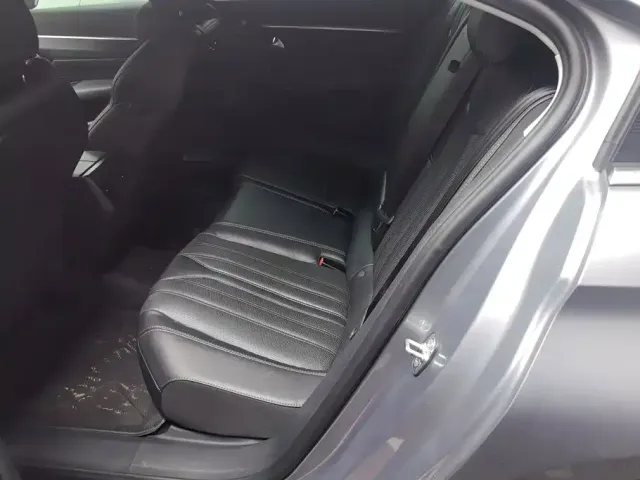 Peugeot 508 — Фото автомобиля 11