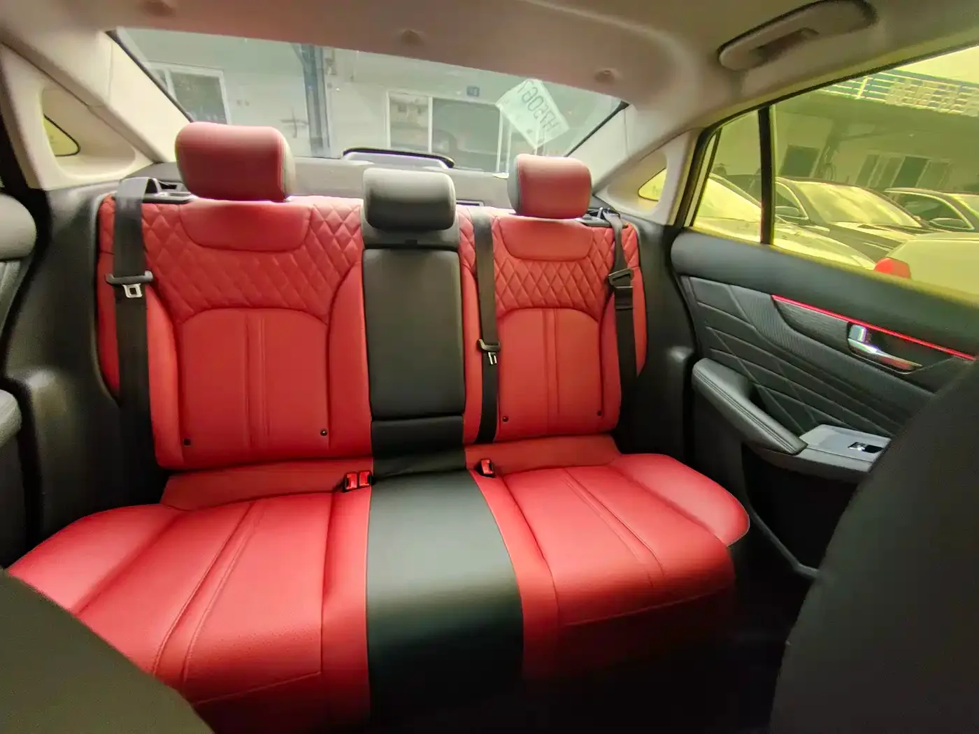 Dongfeng Aeolus Yixuan MAX 2021 1.5T Dark Night Dawn Edition — Фото автомобиля 12