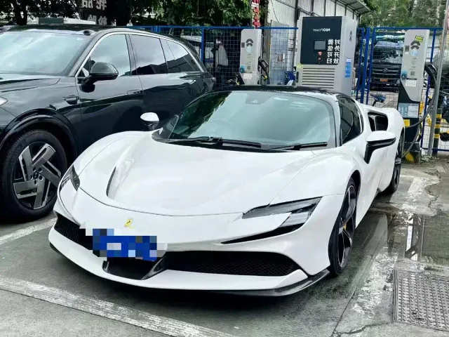 Фотография автомобиля — Ferrari SF90
