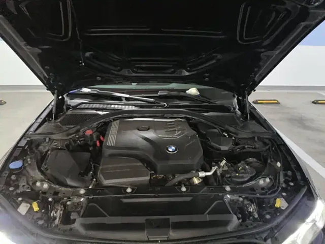 BMW 3 Series — Фото автомобиля 3