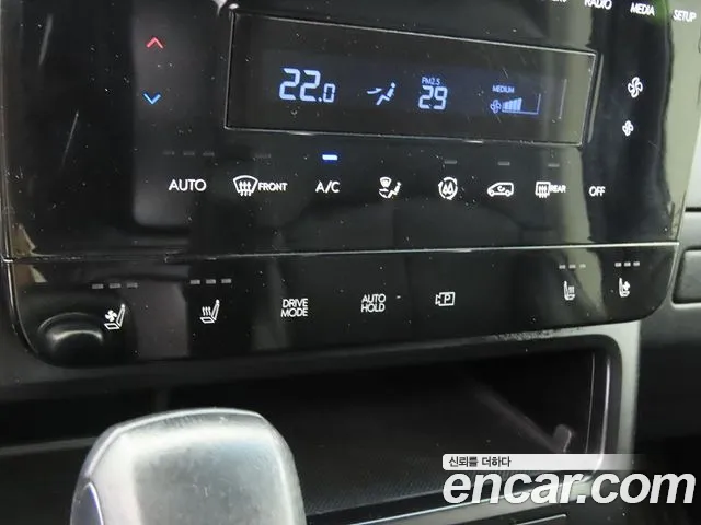 Hyundai Staria Staria Карго 5 мест — Фото автомобиля 12
