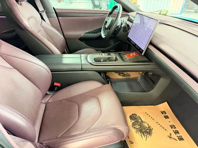 Xiaomi Auto Xiaomi SU7 2024 RWD Long Range Intelligent Driving Edition — Фото автомобиля 13
