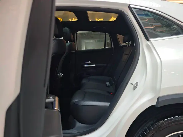 Mercedes-Benz GLA-Class — Фото автомобиля 8