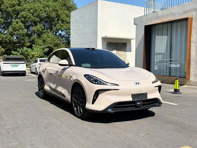 IM Motors LS6 — Фото автомобиля 3