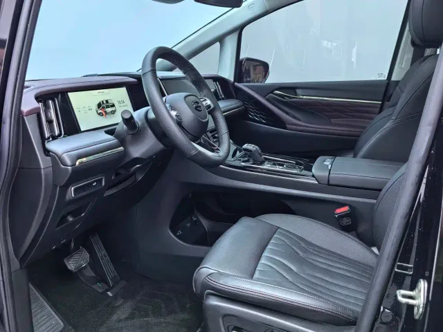 GAC Trumpchi M8 — Фото автомобиля 6