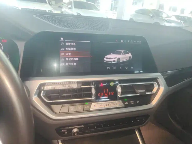 BMW 3 Series — Фото автомобиля 12