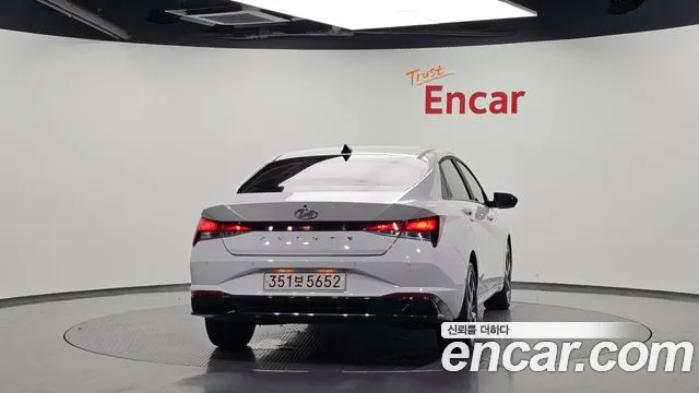 Hyundai AVANTE Modern — Фото автомобиля 4