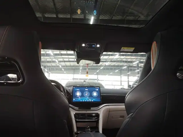 BYD Song PLUS — Фото автомобиля 17