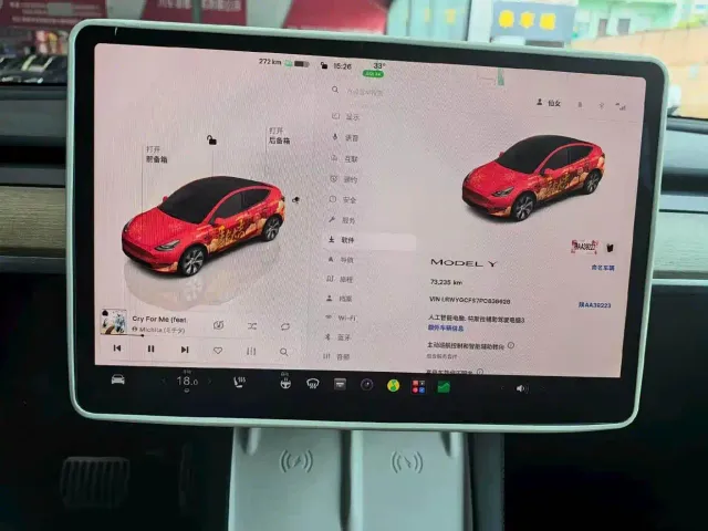 Tesla Model Y — Фото автомобиля 13