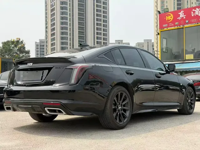 Cadillac CT5 — Фото автомобиля 9