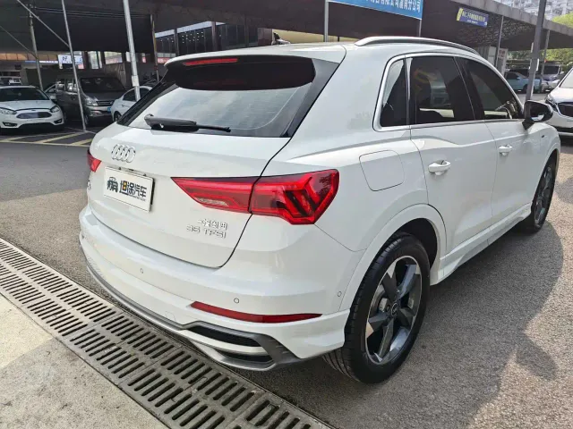 Audi Q3 — Фото автомобиля 22