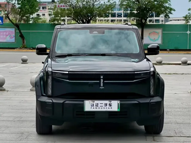 iCAR 03 — Фото автомобиля 2