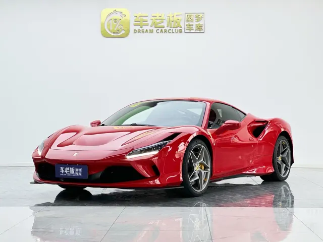 Фотография автомобиля — Ferrari F8