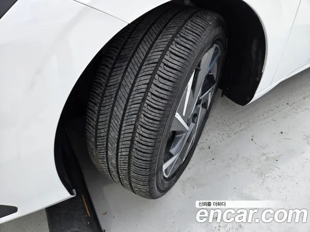 Hyundai Avante CN7 — Фото автомобиля 20
