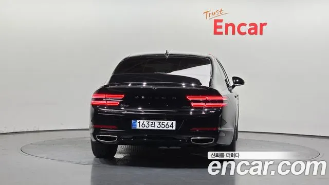 Genesis G80 Бензин 3.5 турбо AWD — Фото автомобиля 4