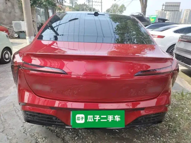 Hongqi Tiangong 05 — Фото автомобиля 5