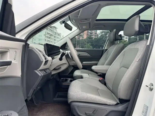 Kia EV5 — Фото автомобиля 4