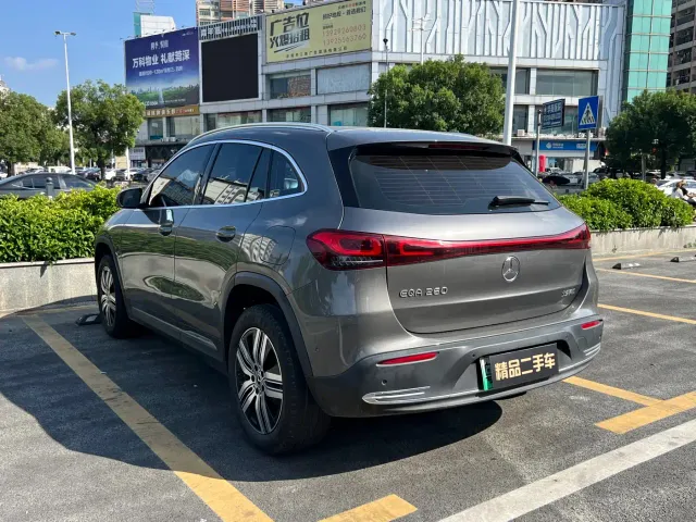 Mercedes-Benz EQA — Фото автомобиля 5