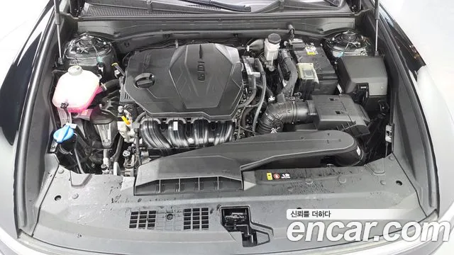 Hyundai Grandeur GN7 — Фото автомобиля 9