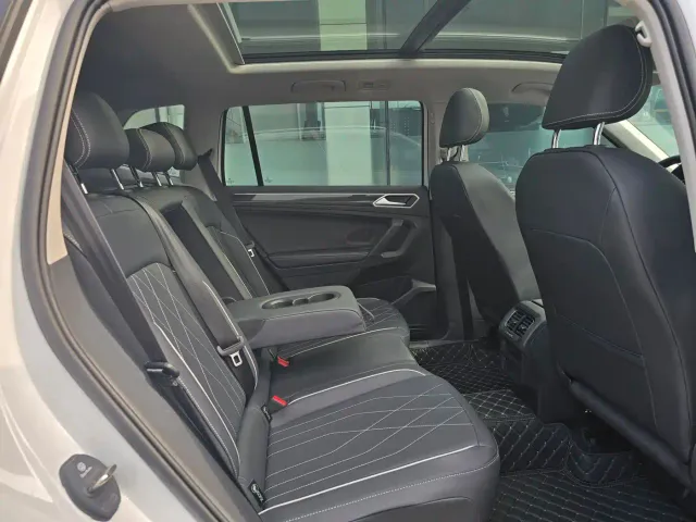 Volkswagen Tiguan L — Фото автомобиля 13