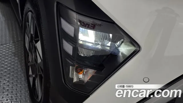 Hyundai Kona SX2 — Фото автомобиля 7