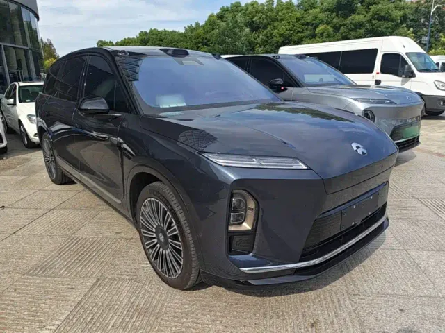 Nio ES8 — Фото автомобиля 3