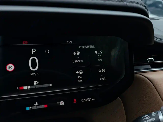 Land Rover Range Rover Sport — Фото автомобиля 6