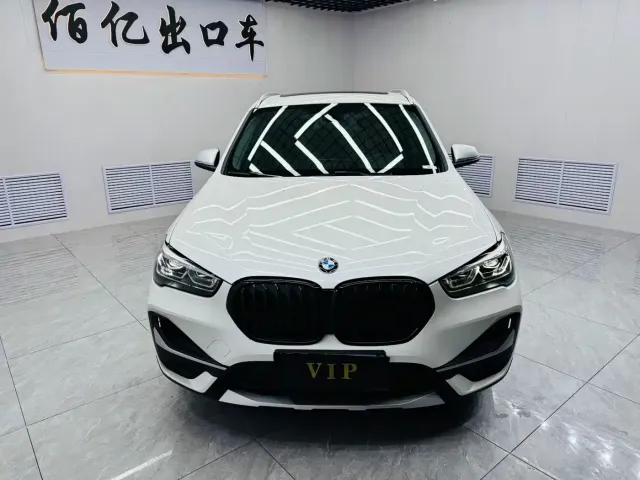 BMW X1 — Фото автомобиля 2