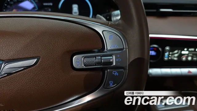 Genesis GV70 — Фото автомобиля 18