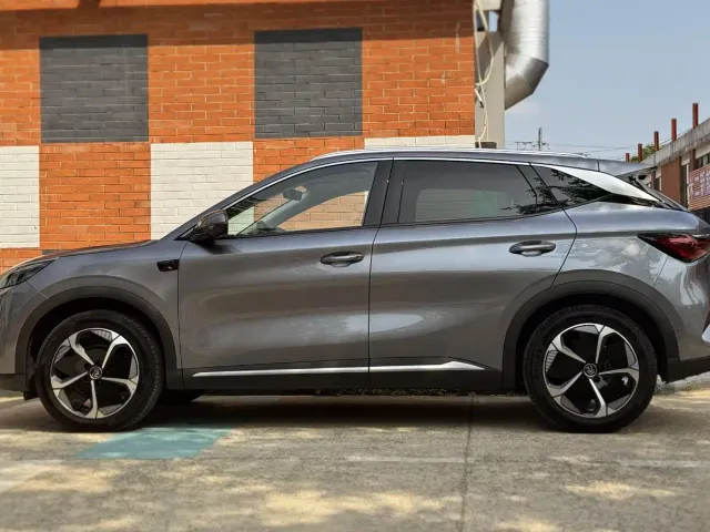 BYD Yuan PLUS — Фото автомобиля 2