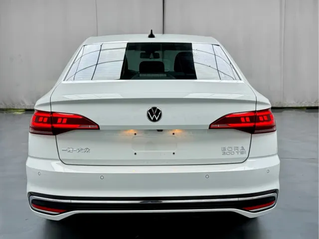 Volkswagen Bora — Фото автомобиля 16