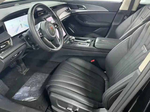 Hongqi H5 — Фото автомобиля 22
