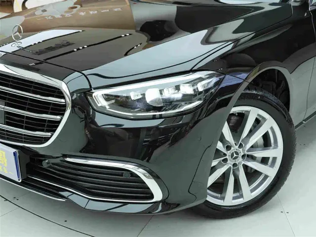 Mercedes-Benz S-Class — Фото автомобиля 18