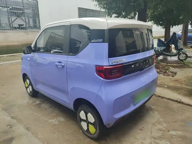 Wuling Hongguang Mini EV — Фото автомобиля 4