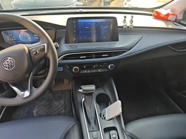 Buick Velite 6 — Фото автомобиля 12